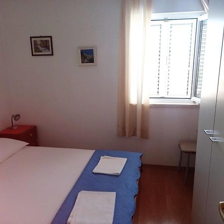 Vila Nives Podgora Buitenkant foto