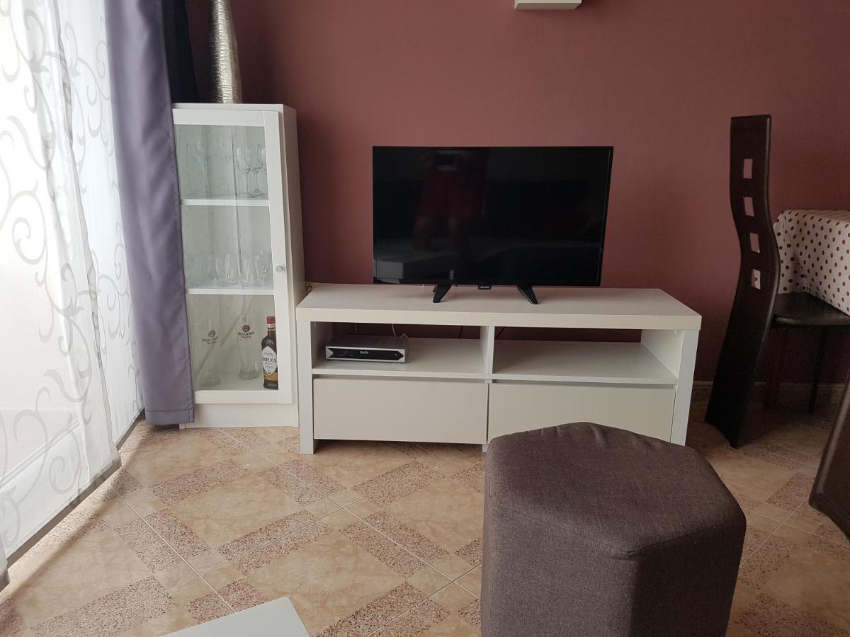 Vila Nives Podgora Buitenkant foto
