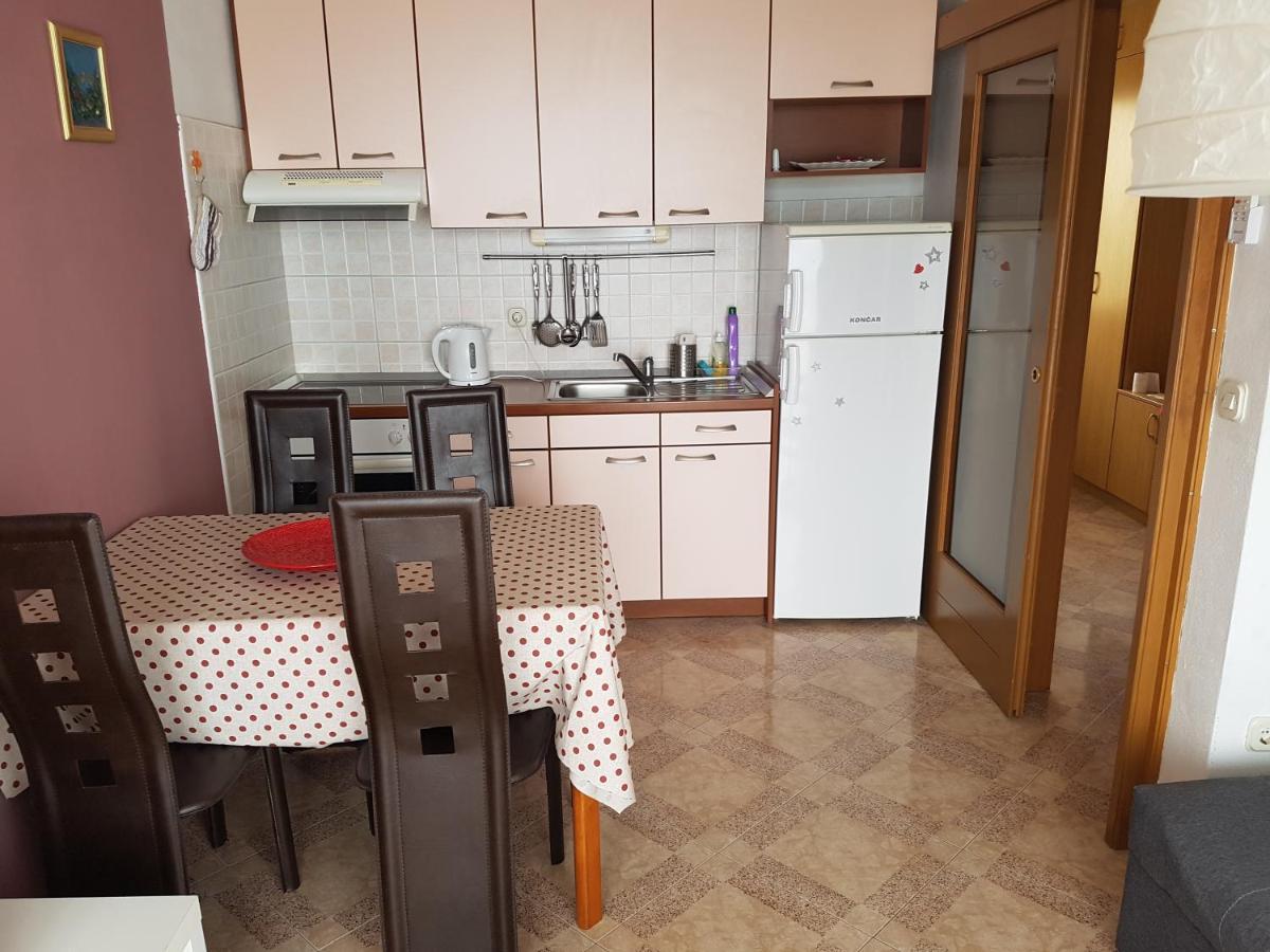 Vila Nives Podgora Buitenkant foto
