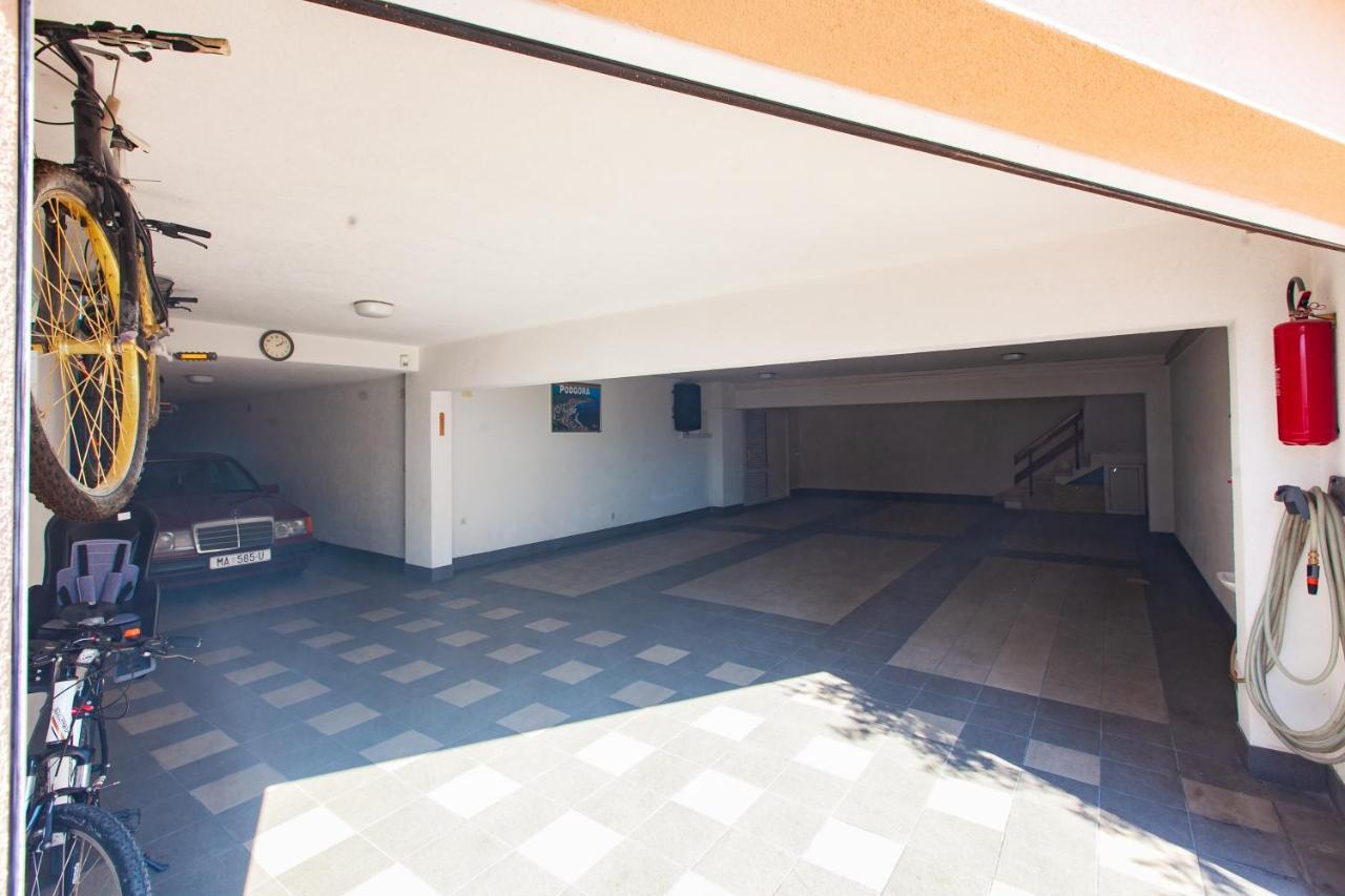 Vila Nives Podgora Buitenkant foto